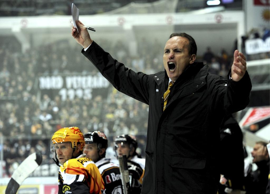 Larry Huras a réussi sa première à la tête de Lugano. Même s'il a fallu houspiller les arbitres. [KEYSTONE - KARL MATHIS]