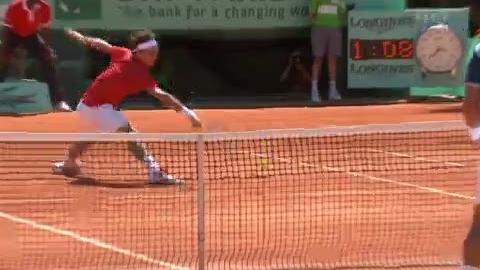 Tennis / Roland-Garros (1er tour): Pour être inférieur, Feliciano Lopez arrive, parfois, à mettre la pression sur Roger Federer