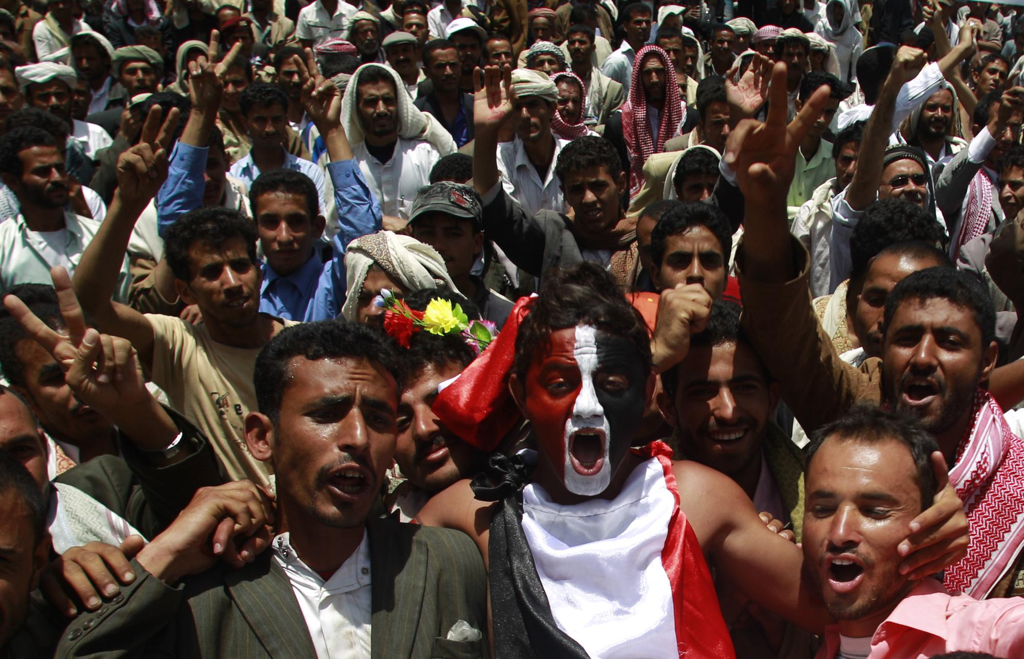 Les manifestants antigouvernementaux sont toujours aussi nombreux au Yémen. [REUTERS - Khaled Abdullah Ali Al Mahdi]