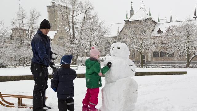 Les importantes chutes de neige font des heureux. [Alessandro Della Bella]