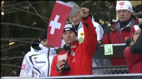 Saut à ski / Tournée des 4 tremplins (Innsbruck): 2e saut de Simon Ammann. Le Suisse finira 4e