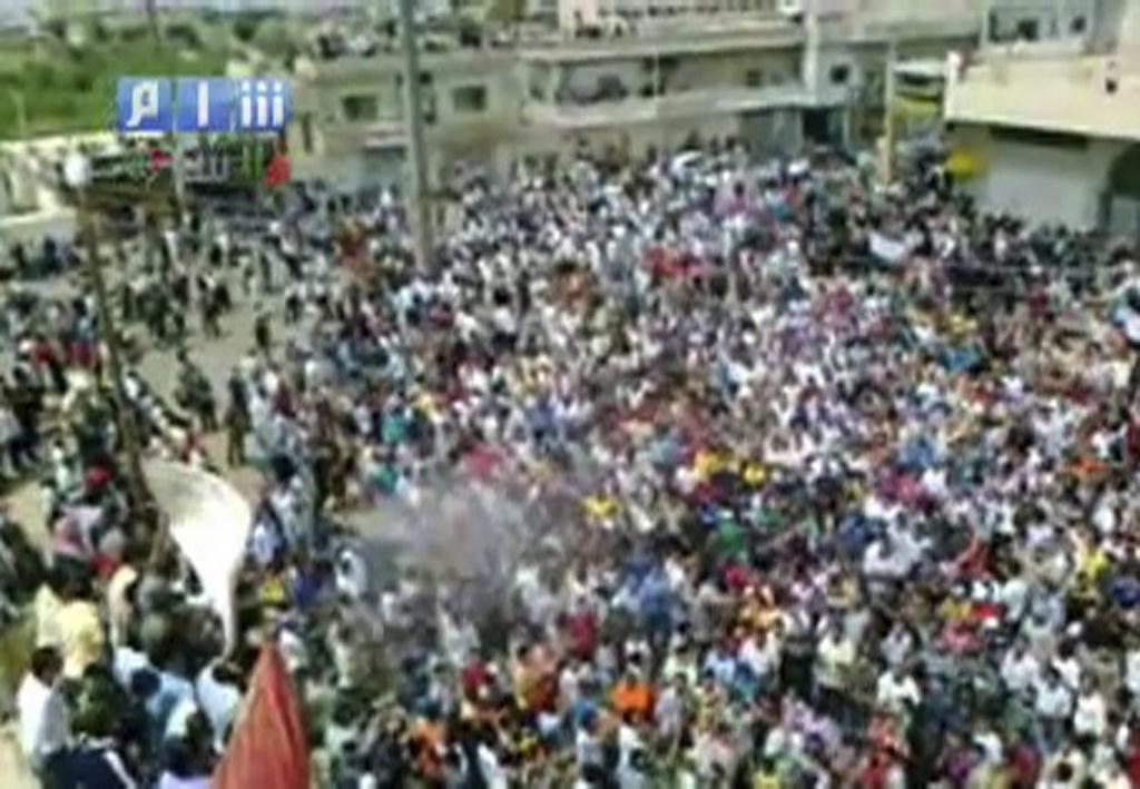 Capture d'écran d'une vidéo amateur montrant des manifestations vendredi à Hirak. [Shams News Network]
