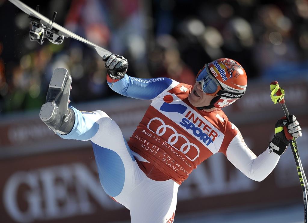 Encore un "lancer de ski" en descente et Didier Cuche égalera les 10 succès de Pirmin Zurbriggen. [Keystone - NICOLAS BOUVY]