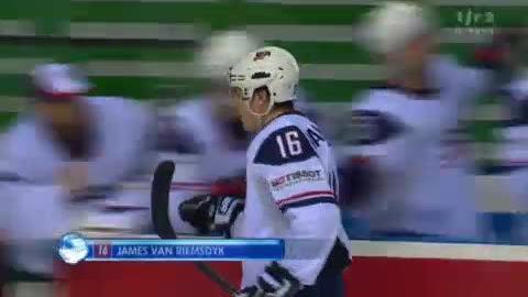 Hockey / Championnat du monde: Suisse - USA. A moins de 2 minutes de la fin, Van Riemsdyk relance les USA (4-3/59e)