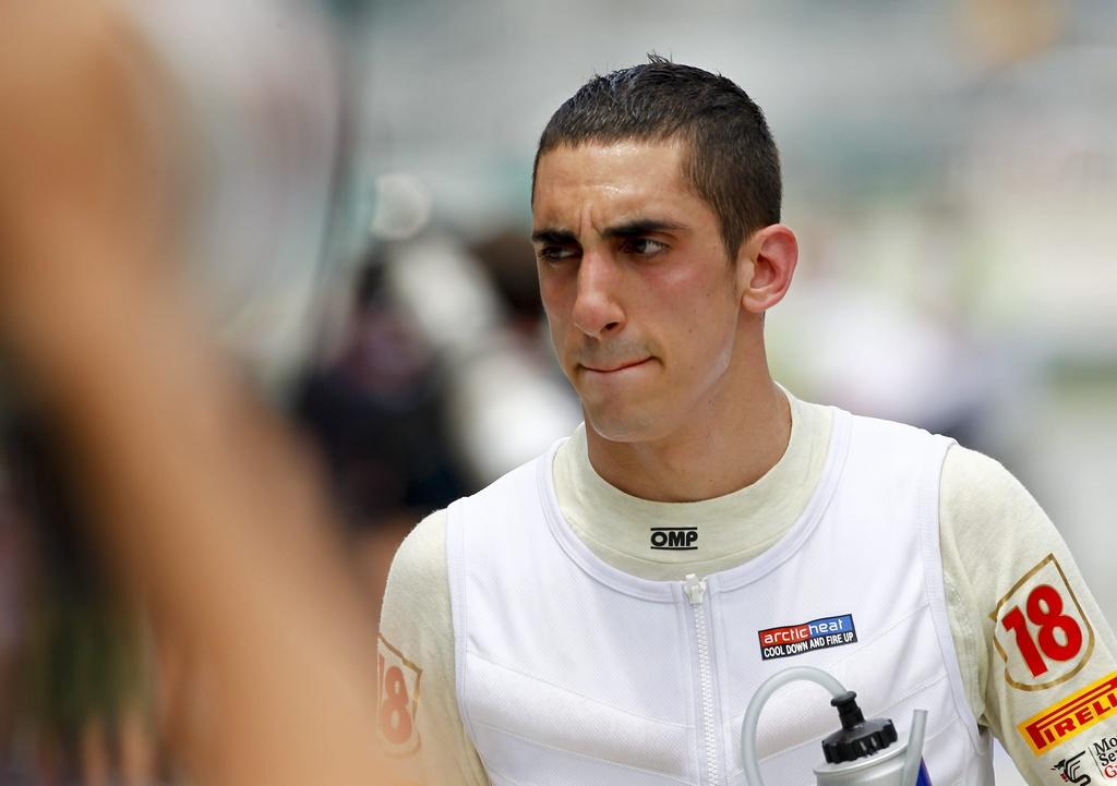 Sébastien Buemi semble faire la moue, mais l'Aiglon a fini les deux fois devant son coéquipier Jaime Alguersuari. [Keystone - DIEGO AZUBEL]