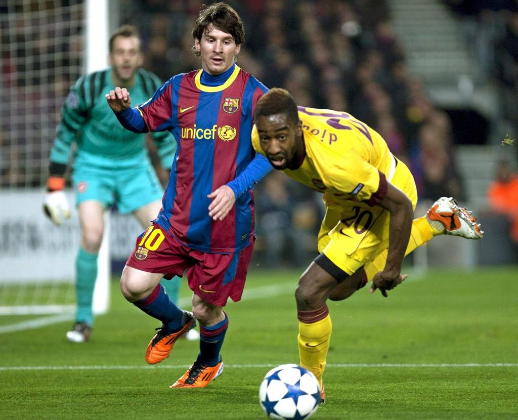 Messi  Djourou [KEYSTONE - Alejandro Garcia]