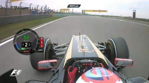 Automobilisme / F1/ GP de Chine: l'incident de italy Petrov en Q2. Juste après avoir signé le 4e chrono, le Russe bloque sa boîte de vitesses