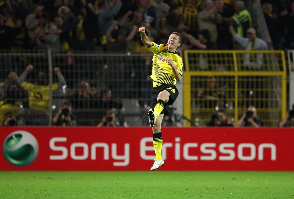 Ivan Perisic vient d'inscrire un but magnifique pour Dortmund. [Keystone - Rolf Vennenbernd]