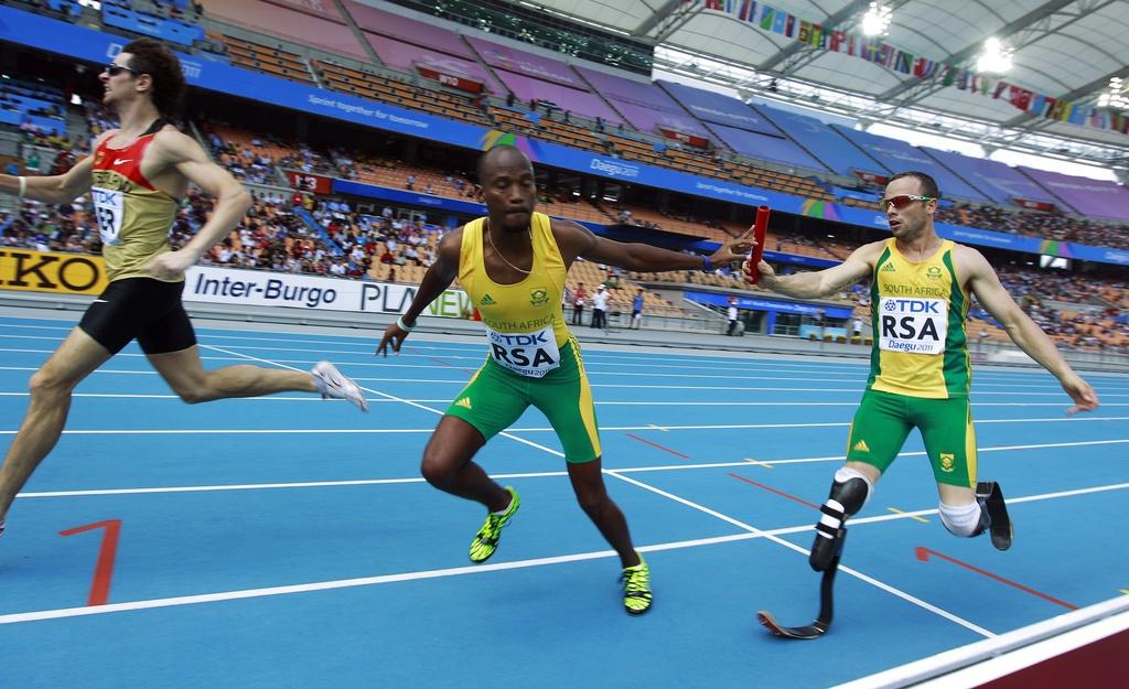 Pistorius a participé à la demi-finale du 4x400m. [Diego Azubel]