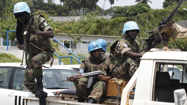 Les soldats de la force de l'ONU en Côte d'Ivoire font face à une situation chaque fois plus tendue. [Rebecca Blackwell]