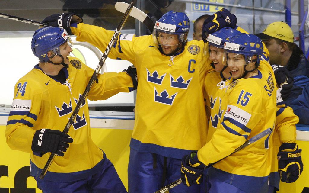 Les Suédois jubilent après le 2-0. [KEYSTONE - Petr David Josek]