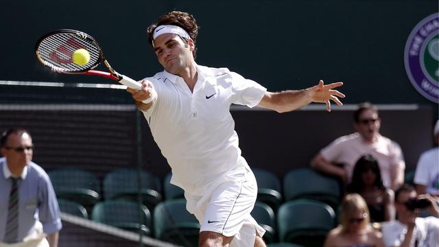 Federer a fait son adversaire mordre le gazon [KEYSTONE - Kerim Otken]