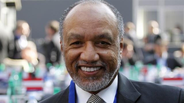 Mohammed Bin Hammam va-t-il contrecarrer les plans de Sepp Blatter? Réponse le 1er juin. [Francois Mori]