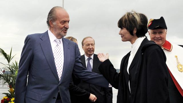 Juan Carlos, qui a atterri à Zurich, est attendu par le Conseil fédéral à Berne. [Walter Bieri]