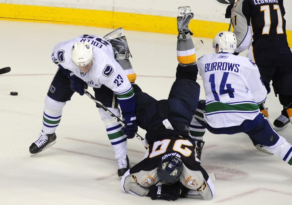 A l'image de Ward, Nashville a bouclé sa saison en mordant la glace. [KEYSTONE - Mike Strasinger]