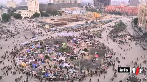 Egypte: les manifestants craignent maintenant que l'armée ne quitte le centre du Caire, laissant ainsi la place aux partisans du président Hosni Moubarak
