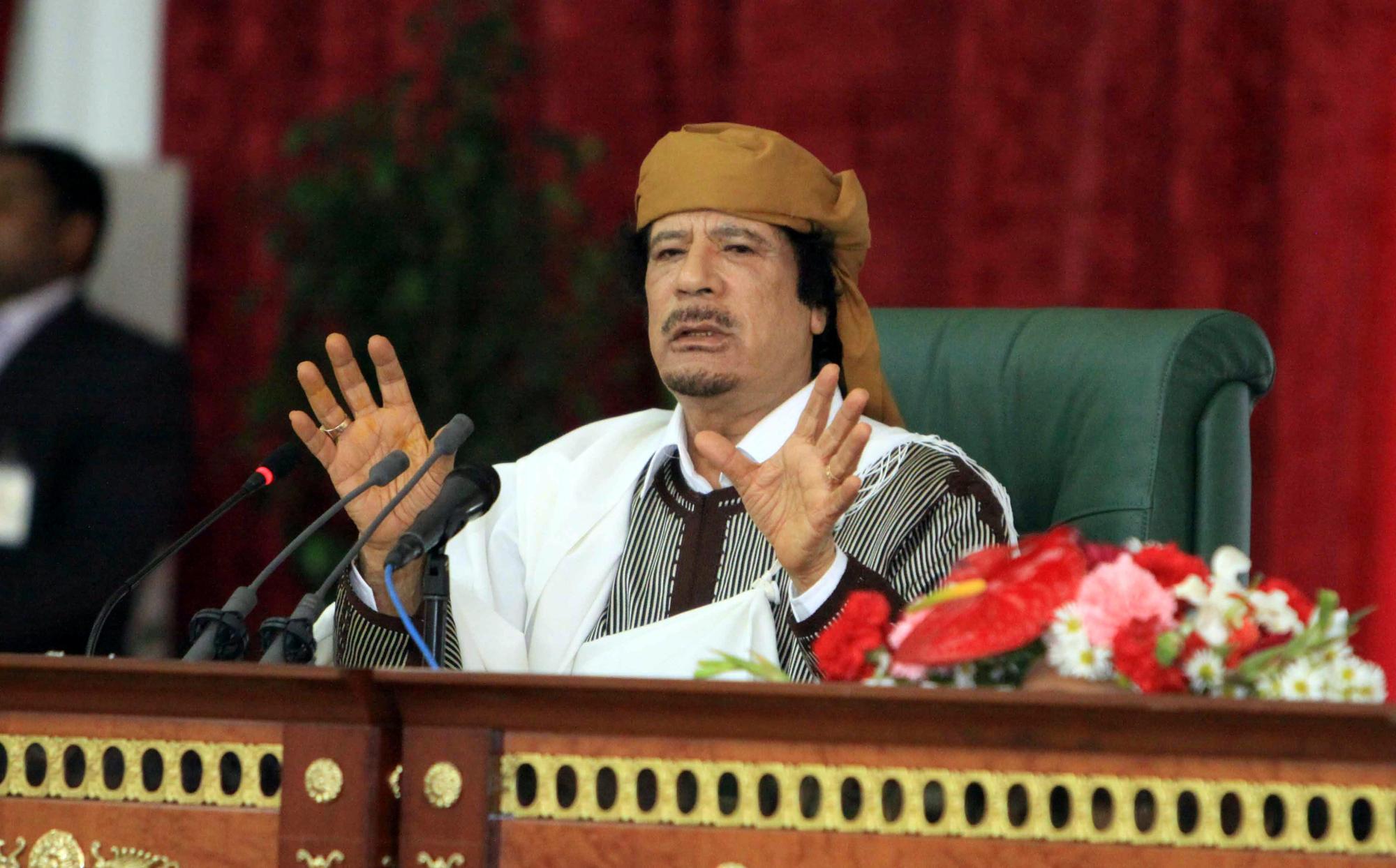 Mouammar Kadhafi réaffirme que les troubles sont fomentés par Al Qaïda.
