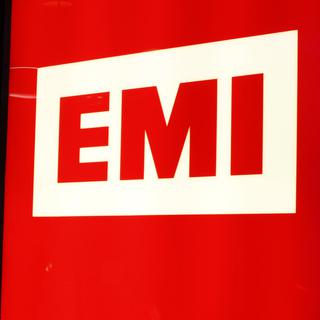 Après l'absorbtion d'EMI par Universal, il ne restera que trois grands groupes de musique dans le monde. [Alastair Grant]