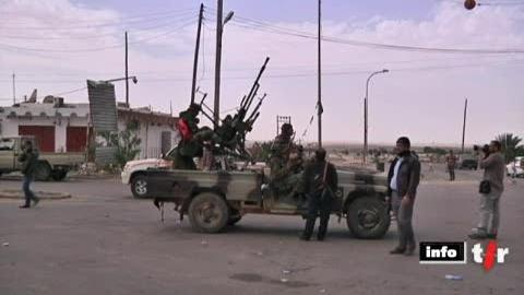 Libye: les affrontements entre insurgés et combattants loyaux au régime font toujours rage dans l'Est du pays