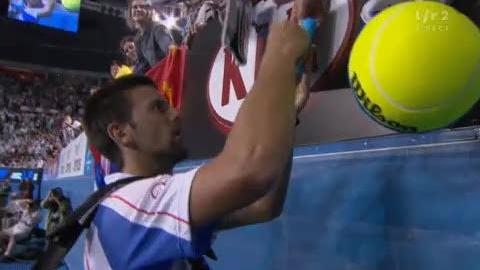 Tennis / Open d'Australie: Jeu, Set et Match pour Novak Djokovic qui a corrigé Tomas Berdych en 3 petits sets 6-1 7-6 6-1