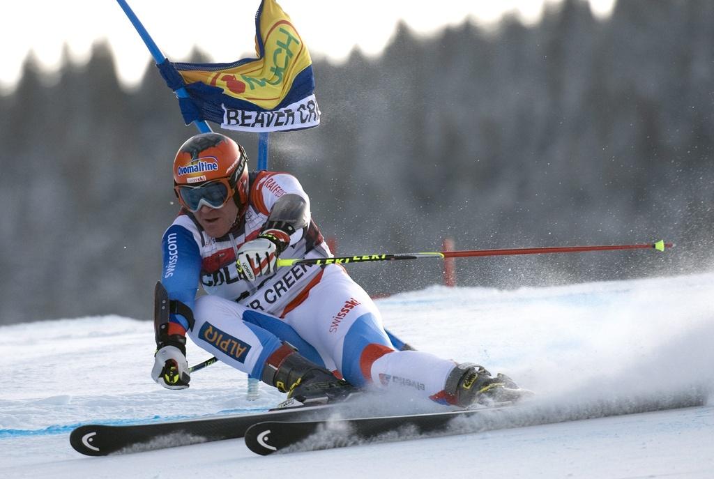 Didier Cuche, qui fêtait son 350e départ en Coupe du monde (!), n'a terminé que 23e. [Keystone - JOHN G. MABANGLO]