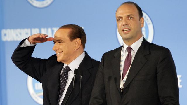 Silvio Berlusconi semble penser que son protégé Angelino Alfano a un avenir politique, photographiés ici le 1er juillet dernier.