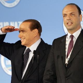 Silvio Berlusconi semble penser que son protégé Angelino Alfano a un avenir politique, photographiés ici le 1er juillet dernier.