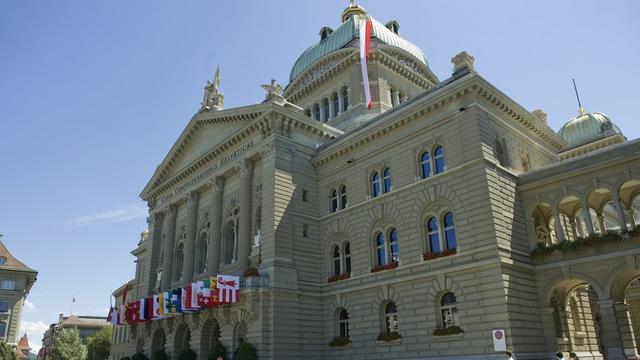 Les citoyens suisses élisent leur parlement ce dimanche 23 octobre. [Keystone - Marcel Bieiri]