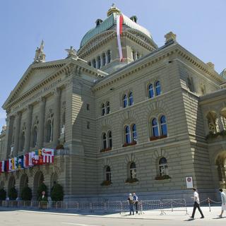 Les citoyens suisses élisent leur parlement ce dimanche 23 octobre. [Keystone - Marcel Bieiri]