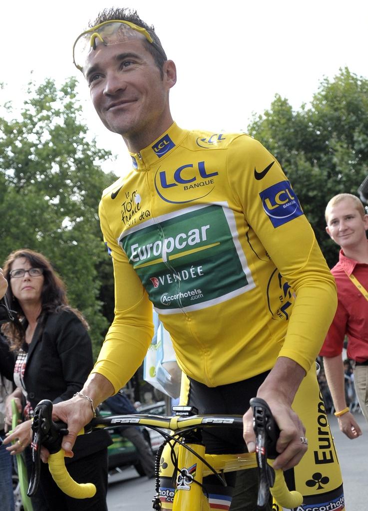 Voeckler a sauvé son maillot jaune, alors que tout le monde prédisait le contraire. [KEYSTONE - Nicolas Bouvy]