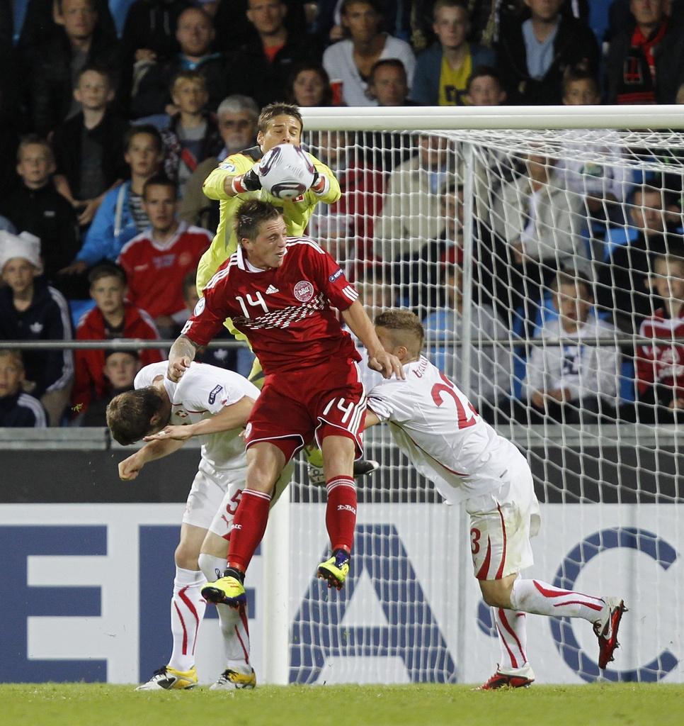 Yann Sommer capte même les ballons avec les yeux fermés! [KEYSTONE - PETER KLAUNZER]