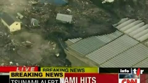 Séisme au large du Japon: un violent tsunami a frappé le nord du pays