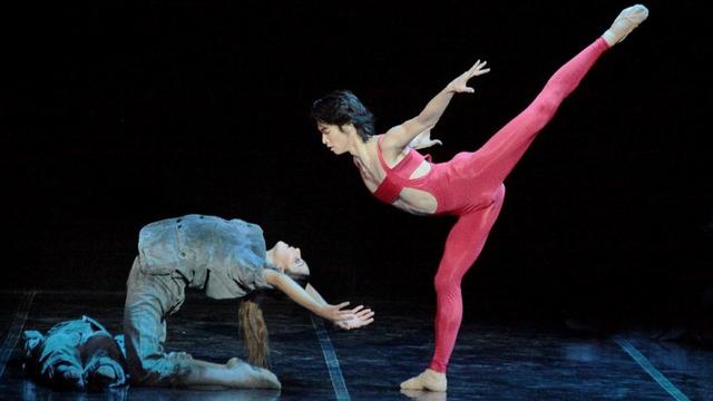 Le BBL offre "L'Oiseau de feu" aux spectateurs pour ses 25 ans. [Ballet Béjart Lausanne]