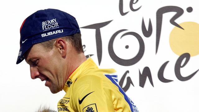 Lance Armstrong perd ses sept Tours de France conquis entre 1999 et 2005. [Eric Gaillard]