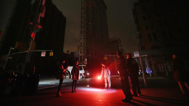 Une partie de Manhattan est toujours dans le noir. [Getty Images/AFP - Mario Tama]