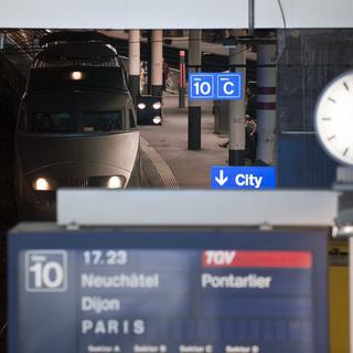 Le TGV Berne-Paris via Neuchâtel est très clairement menacé. [Alessandro della Valle]