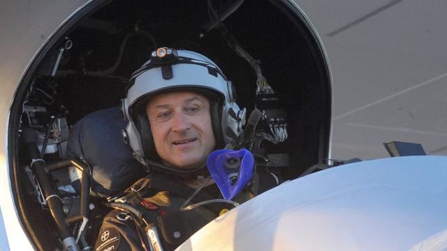 André Borschberg, pilote de Planet Solar, ancien pilote de chasse, homme d'affaires et aventurier. [Stringer]