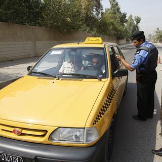 Les chauffeurs de taxi de Bagdad paient un lourd tribu à ce nouveau phénomène. [Sabah Arar]