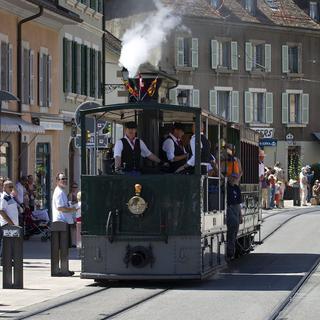 Le Tram "locomotive 12" lors de la parade du 150e anniversaire des TPG, en 2012. [Salvatore di Nolfi]