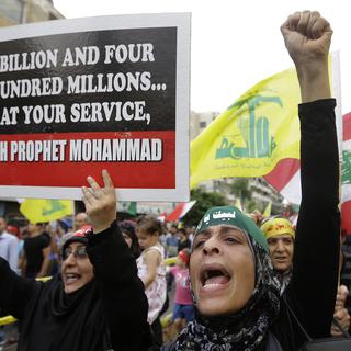 Parmi les nombreuses manifestations, des milliers de musulmans ont protesté lundi 17.09.2012 à Beyrouth. [AP/Keystone - Hussein Malla]