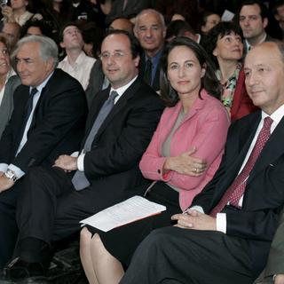 Dominique Strauss-Kahn, François Hollande, Ségolène Royal et Laurent Fabius lors d'un meeting du parti socialiste, en 2007. [LUCAS DOLEGA / EPA]
