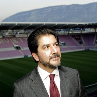 Majid Pishyar, le president du Servette FC, pose, lors d'une conference de presse ce mercredi 30 novembre 2011 au stade de Geneve. (KEYSTONE/Jean-Christophe Bott) [Jean-Christophe Bott]