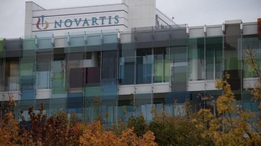 Le siège de l'entreprise pharmaceutique Novartis est photographié, le 25 octobre 2011 à Bâle (Suisse)