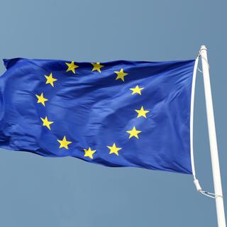 Le Conseil fédéral a décidé d'activer la clause de sauvegarde prévue dans l'accord de libre circulation des personnes pour limiter l'arrivée de ressortissants de huit Etats de l'Union européenne. [Jackin]