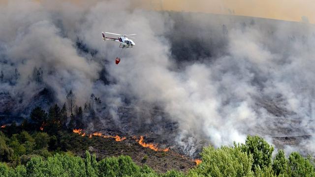 L'Espagne a déclenché l'alerte aux incendies après l'arrivée d'une vague de chaleur venue d'Afrique, les températures dépassant souvent les 40 degrés. [BRAIS LORENZO]