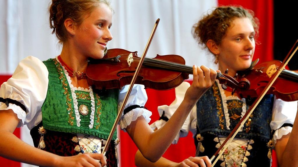 Les élèves suisses bénéficient d'un plus grand nombre de leçons de musique que leurs pairs des autres pays selon la conseillère Isabelle Chassot. [KEYSTONE/Fabrice Coffrini]