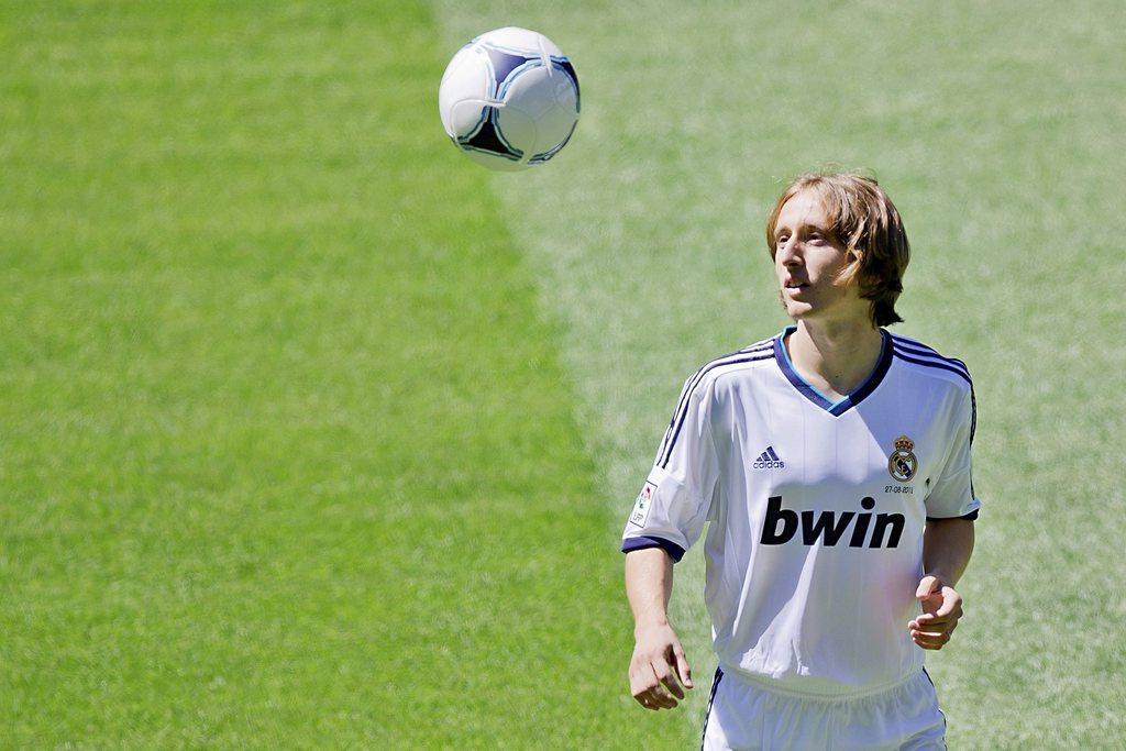 La nouvelle perle madrilène Luka Modric est le plus gros transfert du marché espagnol cet été. [KEYSTONE - Ochoa de Olza]