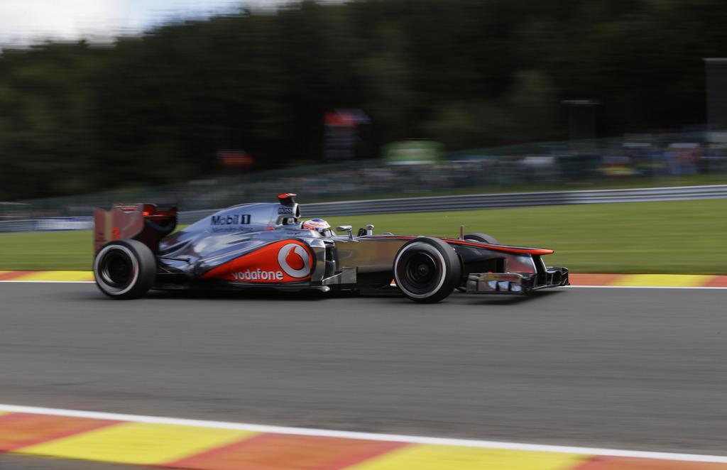 Jenson Button n'avait plus occupé la pole position depuis son titre mondial en 2009. [Luca Bruno]