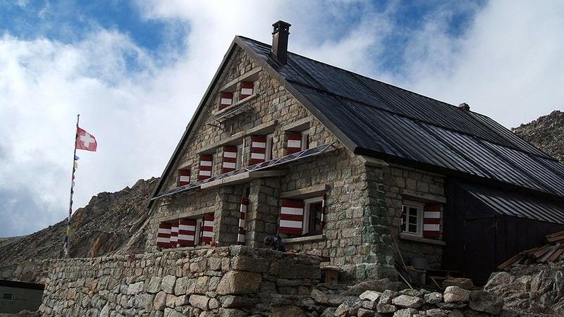 Cabane du Trient [Wikimedia, Poschi 2007]