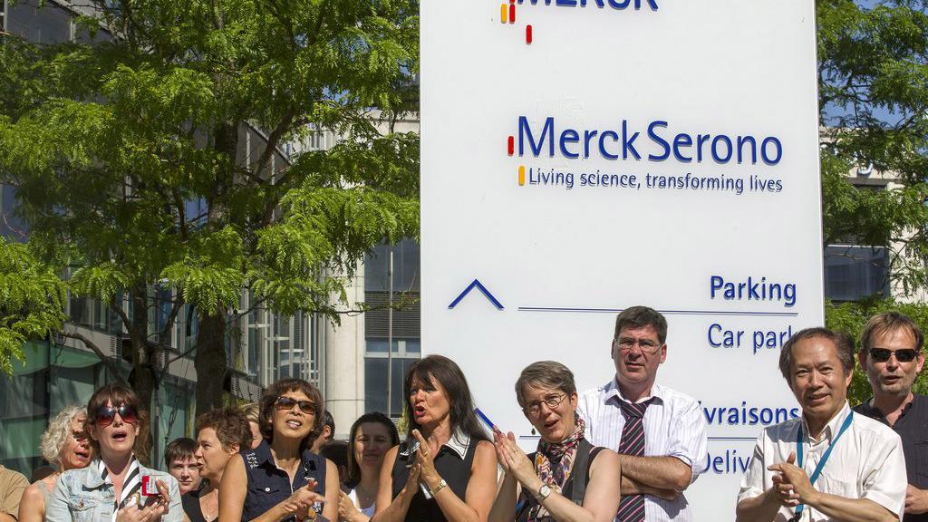 Les employés de Merck Serono continuent de mettre la pression sur le groupe pharmaceutique. [Salvatore Di Nolfi]